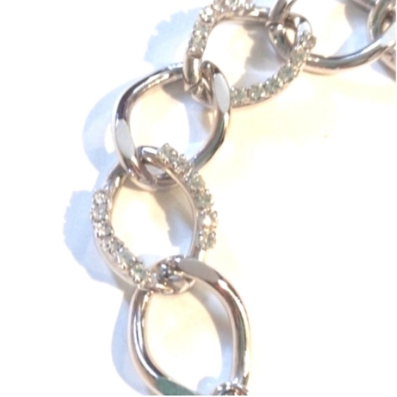 CURB LINKED CRYSTAL BRACELET - Picture 3 of 8
